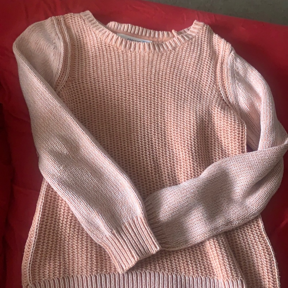 Baby pink knitted sweater!